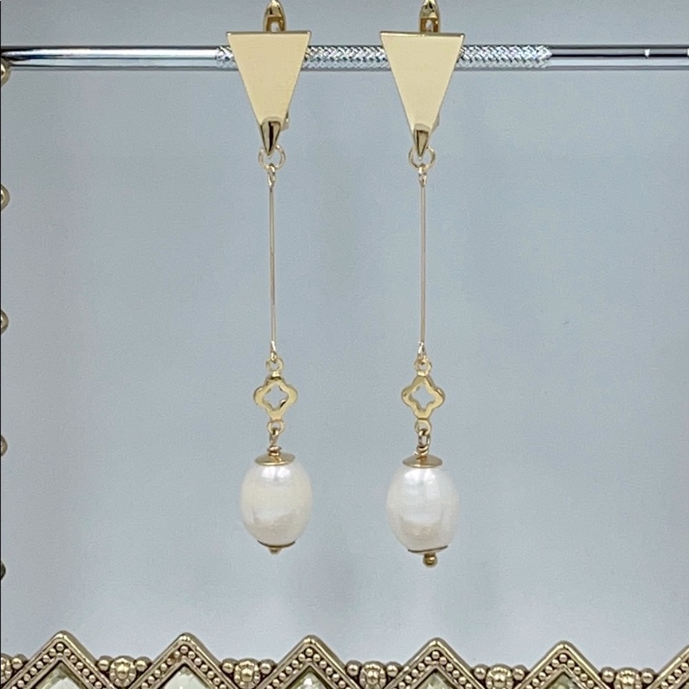 Real Baroque Freshwater Pearls earrings S 925